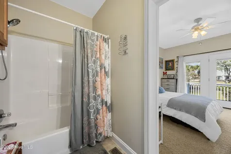 214 Pelican Walk Hampstead NC 28443
