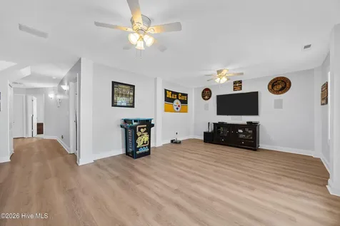 214 Pelican Walk Hampstead NC 28443