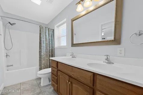 214 Pelican Walk Hampstead NC 28443