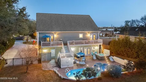 214 Pelican Walk Hampstead NC 28443