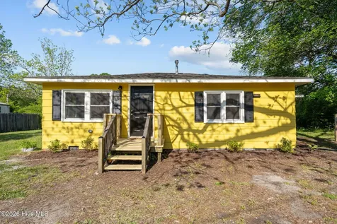 49 S 12th Street Bolton NC 28423