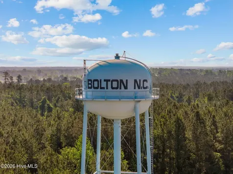 49 S 12th Street Bolton NC 28423