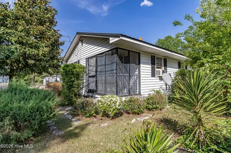 103 Springhill Street La Grange NC 28551