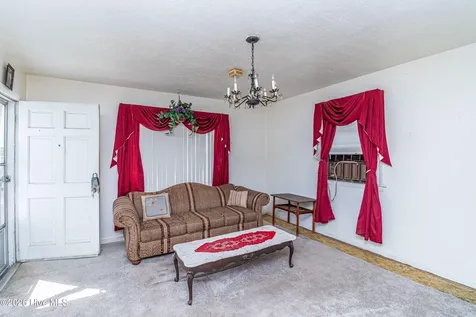 103 Springhill Street La Grange NC 28551