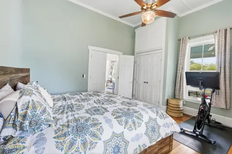 119 N Davis Street Southport NC 28461