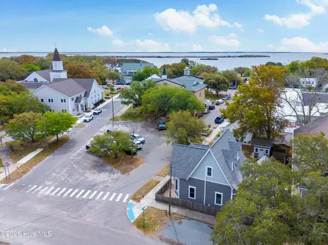119 N Davis Street Southport NC 28461