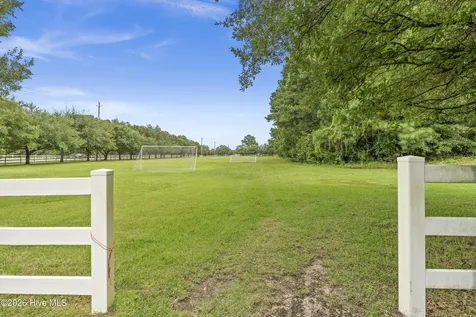 30 Dragonfly Lane Hampstead NC 28443