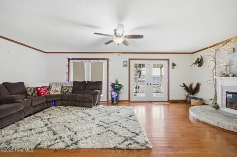 1801 Vine Street Elizabeth City NC 27909