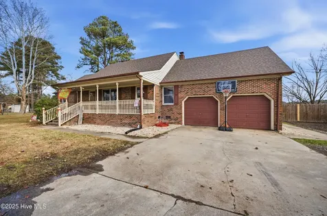 1801 Vine Street Elizabeth City NC 27909