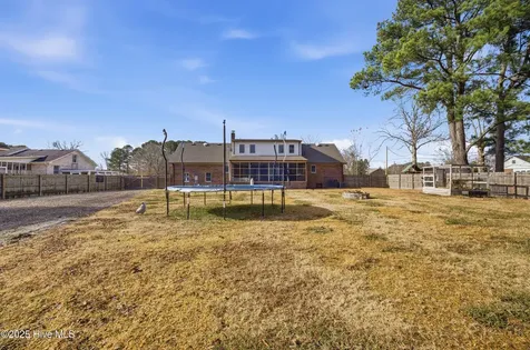 1801 Vine Street Elizabeth City NC 27909