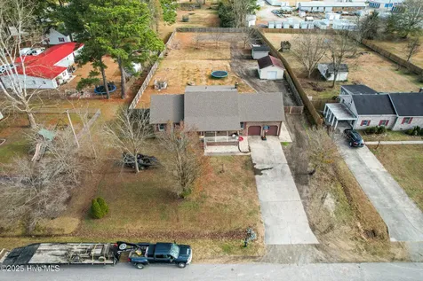 1801 Vine Street Elizabeth City NC 27909