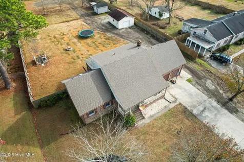 1801 Vine Street Elizabeth City NC 27909