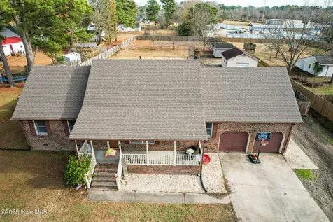 1801 Vine Street Elizabeth City NC 27909