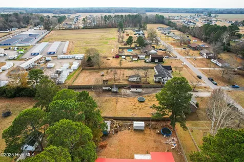 1801 Vine Street Elizabeth City NC 27909