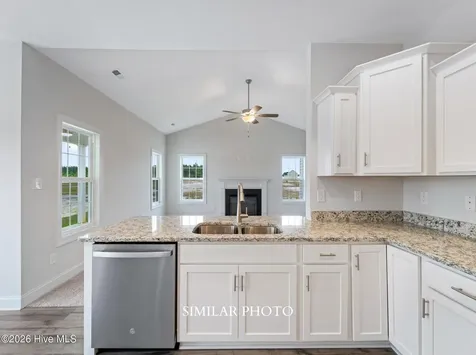 490 Appalachian Trail N Jacksonville NC 28546