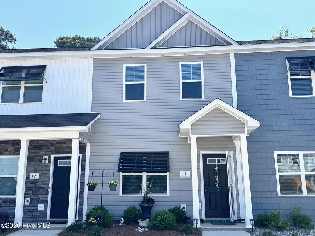 14 Catalina Circle Swansboro NC 28584