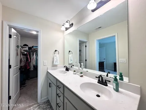14 Catalina Circle Swansboro NC 28584