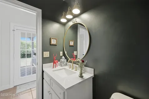 203 Starboard Court Elizabeth City NC 27909