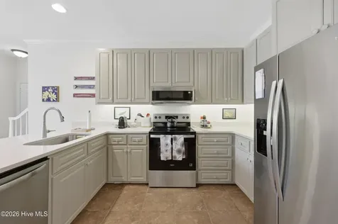 203 Starboard Court Elizabeth City NC 27909