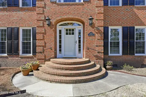 203 Starboard Court Elizabeth City NC 27909