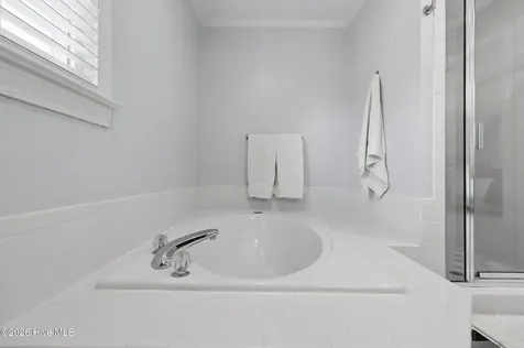 203 Starboard Court Elizabeth City NC 27909