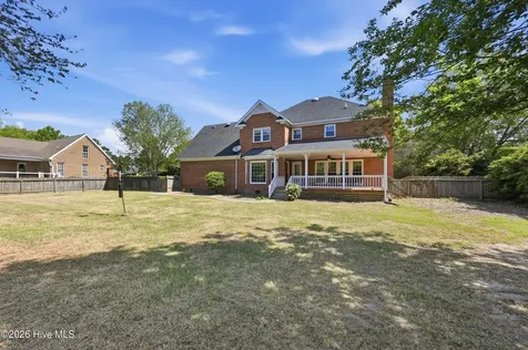 203 Starboard Court Elizabeth City NC 27909