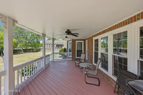 203 Starboard Court Elizabeth City NC 27909