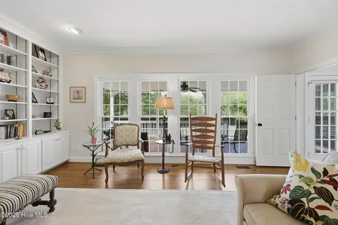 203 Starboard Court Elizabeth City NC 27909