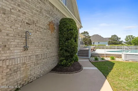989 Middleton Drive NW Calabash NC 28467