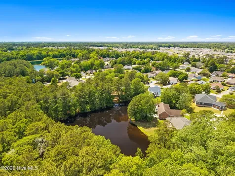 2490 Glen Drive Little River SC 29566