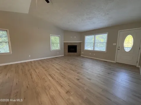 407 Hickory Street Emerald Isle NC 28594