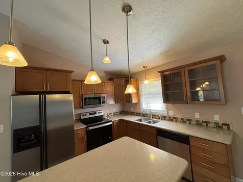 407 Hickory Street Emerald Isle NC 28594