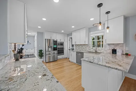 904 Coral Court New Bern NC 28560