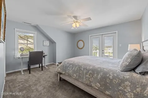 904 Coral Court New Bern NC 28560