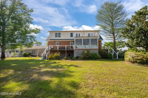 904 Coral Court New Bern NC 28560