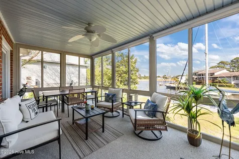 904 Coral Court New Bern NC 28560