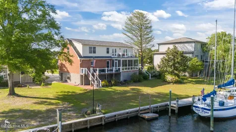 904 Coral Court New Bern NC 28560