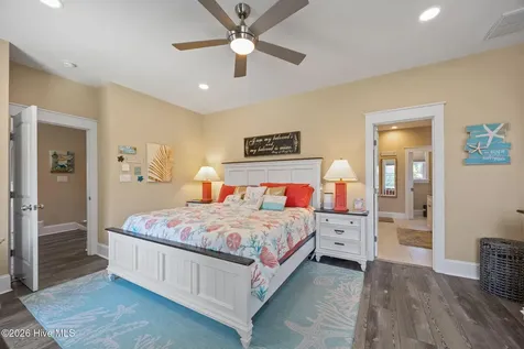 9903 Mb Davis Court Emerald Isle NC 28594