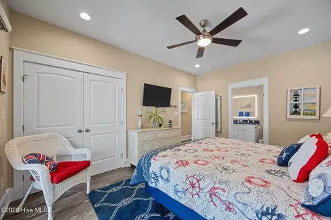 9903 Mb Davis Court Emerald Isle NC 28594