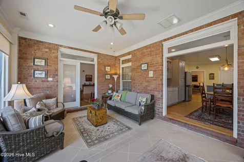 102 Pinehurst Drive New Bern NC 28562