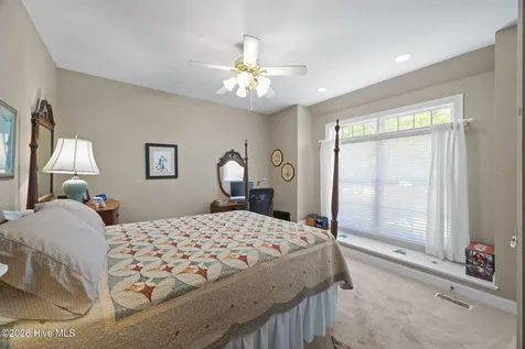 102 Pinehurst Drive New Bern NC 28562