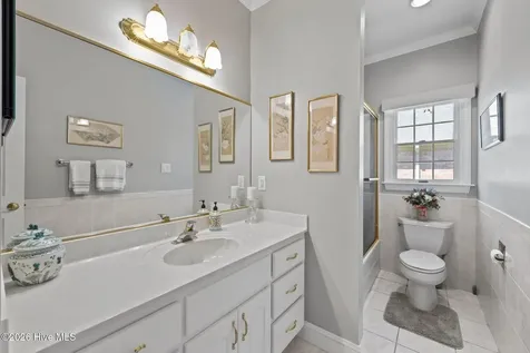102 Pinehurst Drive New Bern NC 28562