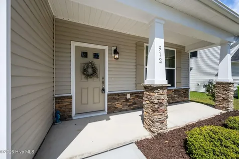 912 Terraces Lane Hampstead NC 28443