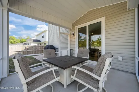 912 Terraces Lane Hampstead NC 28443