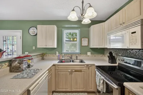 2349 Jefferson Street Wilmington NC 28401