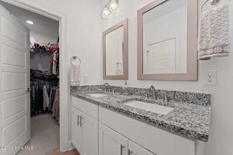 222 Brisbane Drive Aberdeen NC 28315