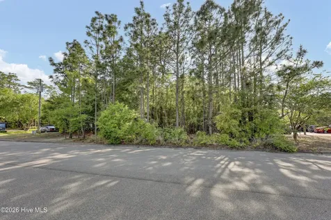 2248 Yaupon Drive Wilmington NC 28401