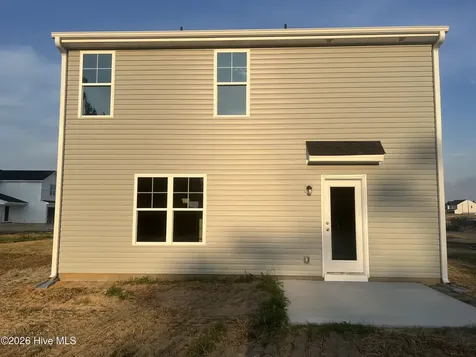 97 Coachman Lane Autryville NC 28318