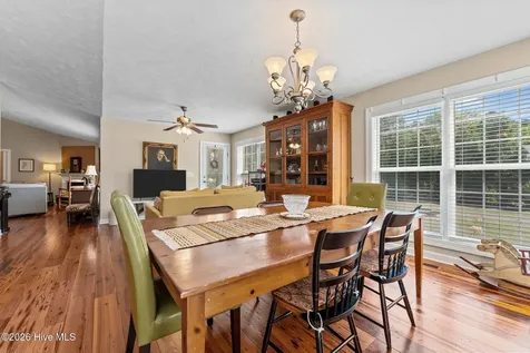 5 Vineyard Place Foxfire Village NC 27281