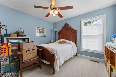 5 Vineyard Place Foxfire Village NC 27281